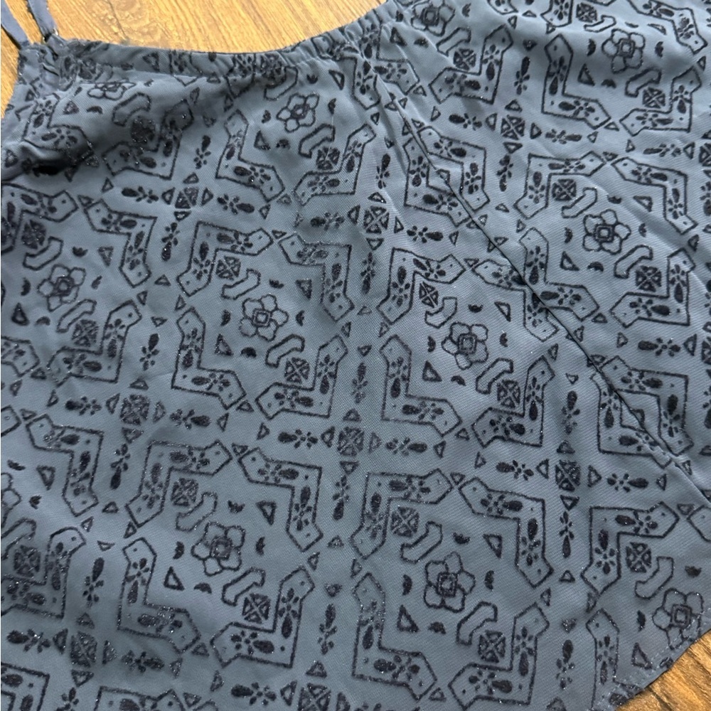 Hollister Women's Sleeveless Tank Top Navy Blue Velvet Pattern Size Large - Picture 5 of 5
